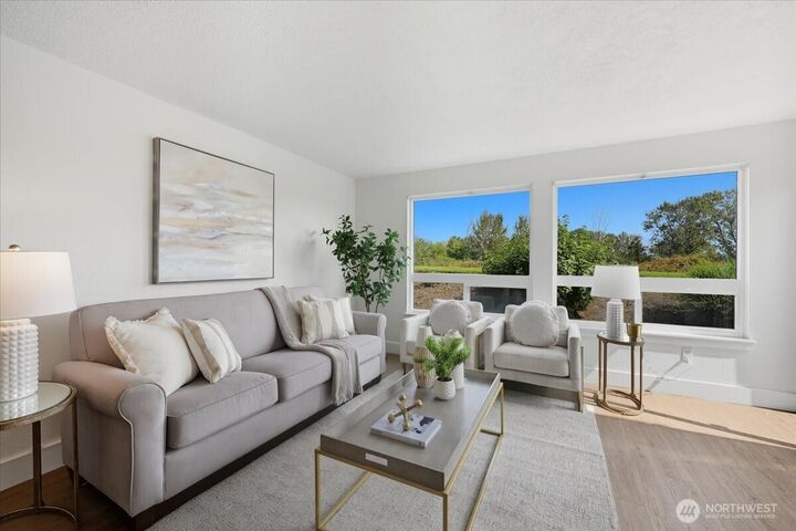 Property Photo: 24736 45th Place S 5-D2 WA 98032