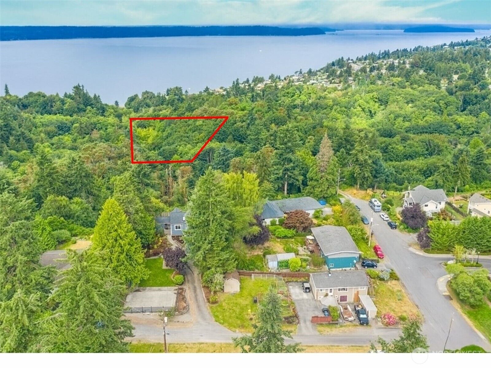 Property Photo:  1517 SW 124th Street  WA 98146 