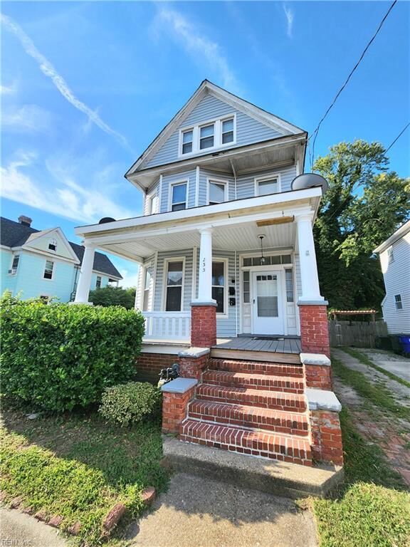 Property Photo: 233 W 27th St VA 23517