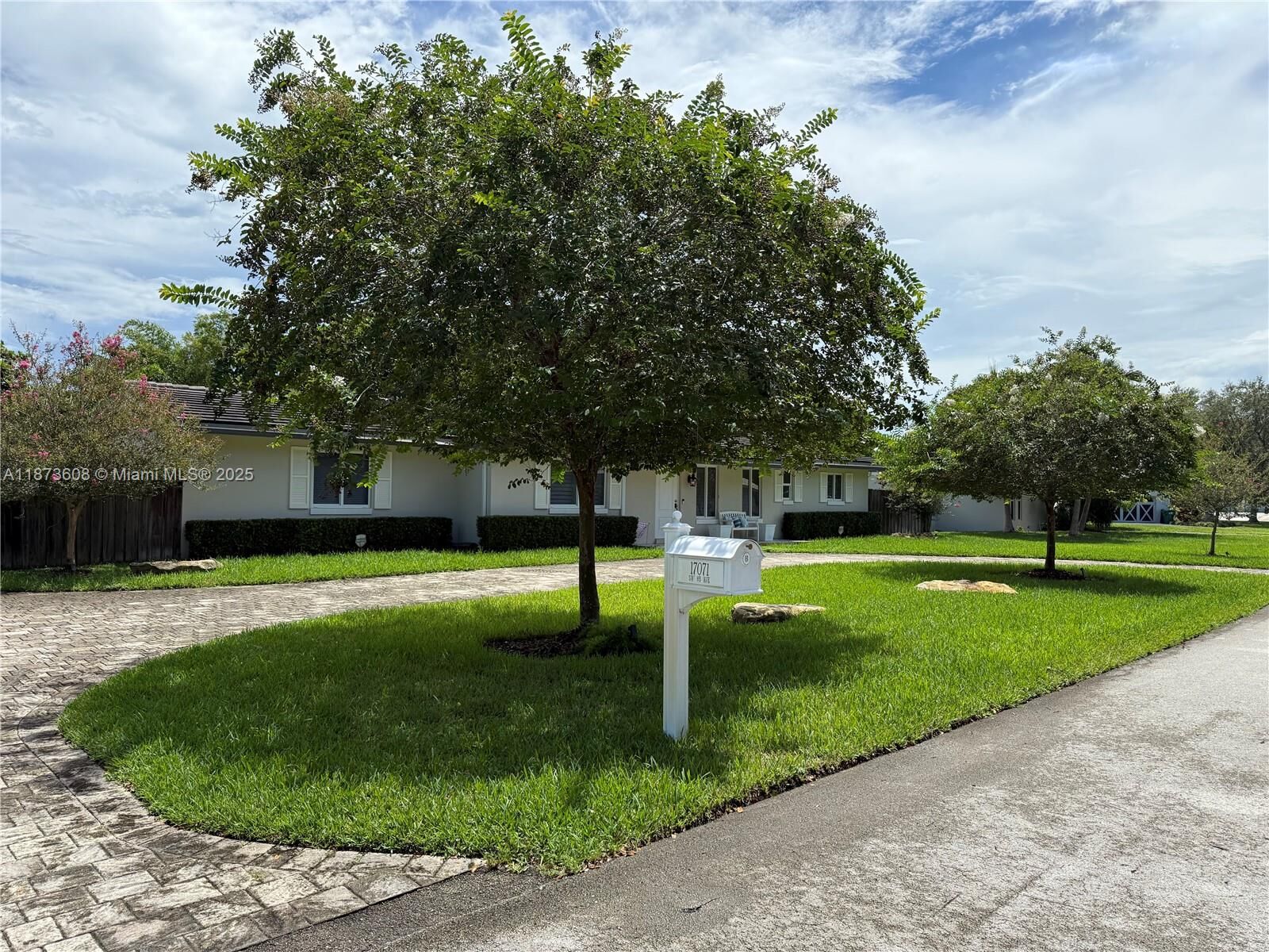 Property Photo:  17071 SW 85th Ave  FL 33157 