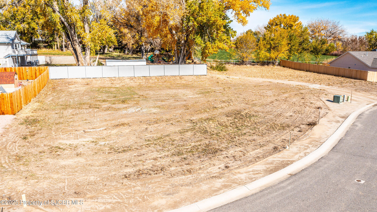 Property Photo:  1045 Valley View Drive  NM 87413 