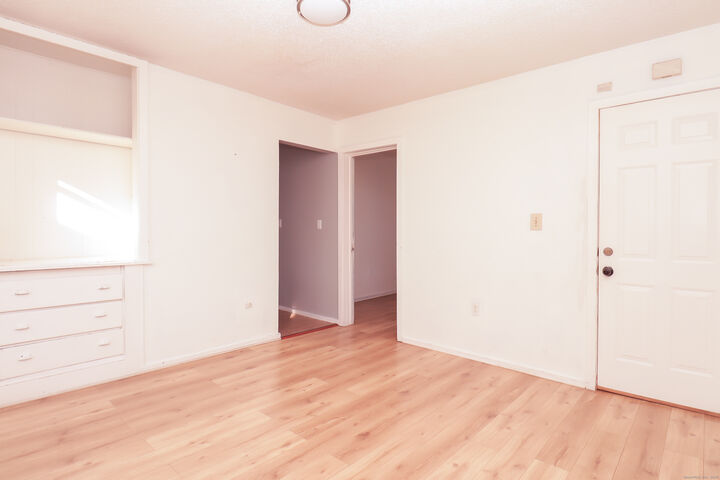 Property Photo: 117 Lamberton Street CT 06519