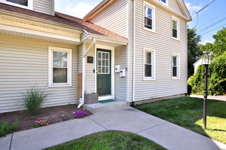 Property Photo:  349 Naubuc Avenue  CT 06033 
