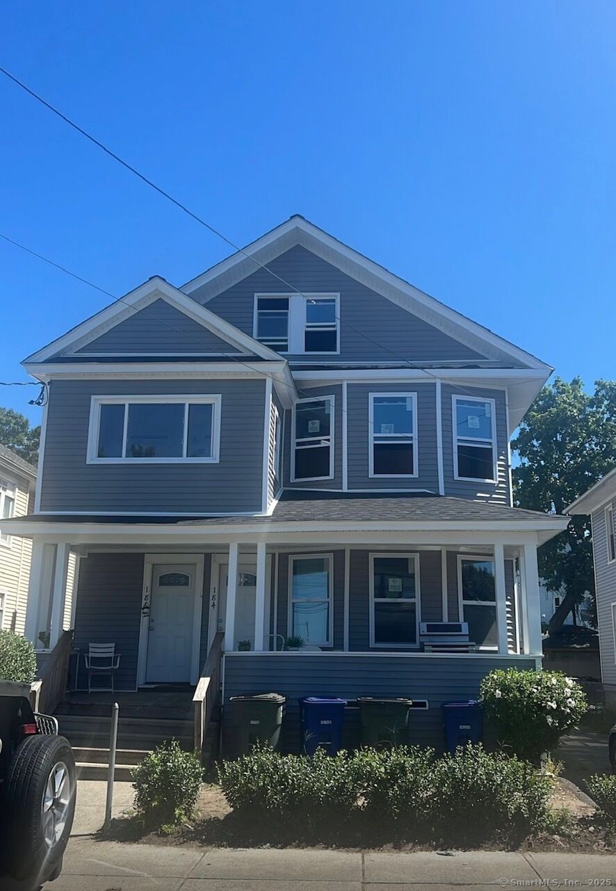 Property Photo:  184 4th Street Second Floor  CT 06607 