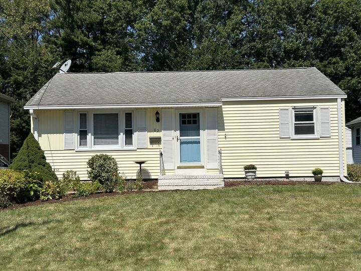 Property Photo:  82 Dale Road  CT 06109 