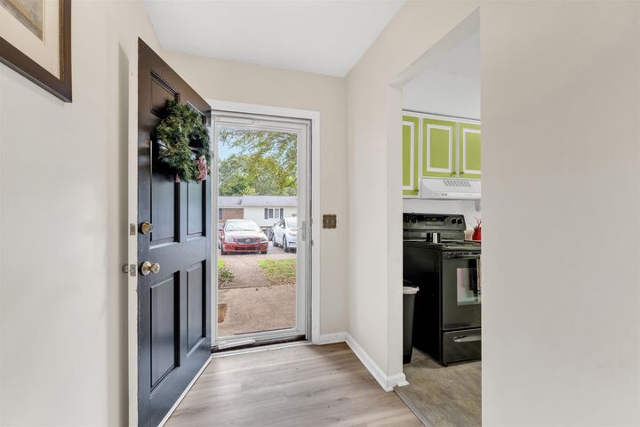Property Photo: 120 Fernridge Drive SC 29307