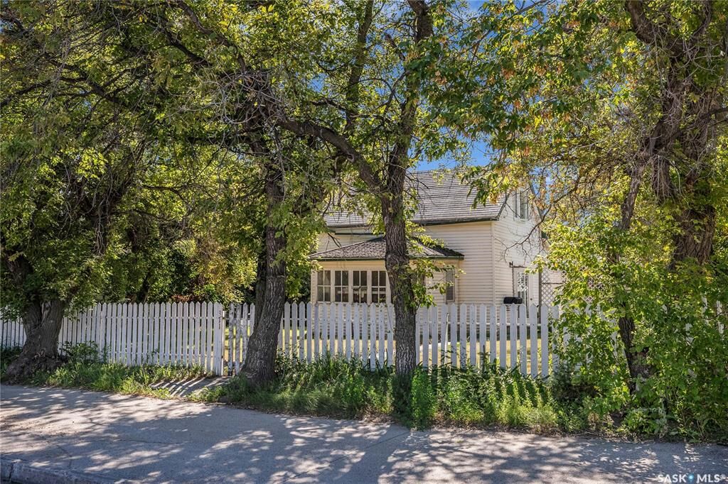 Photo de la propriété:  311 Royal Street  SK S0G 2J0 