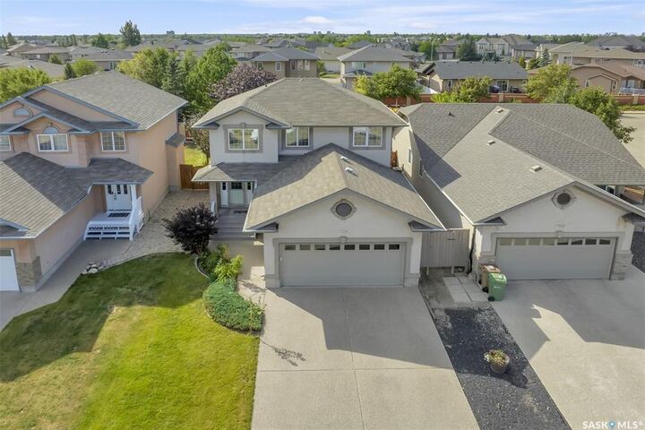Photo de la propriété:  7206 Wascana Cove Way  SK S4V 3G2 