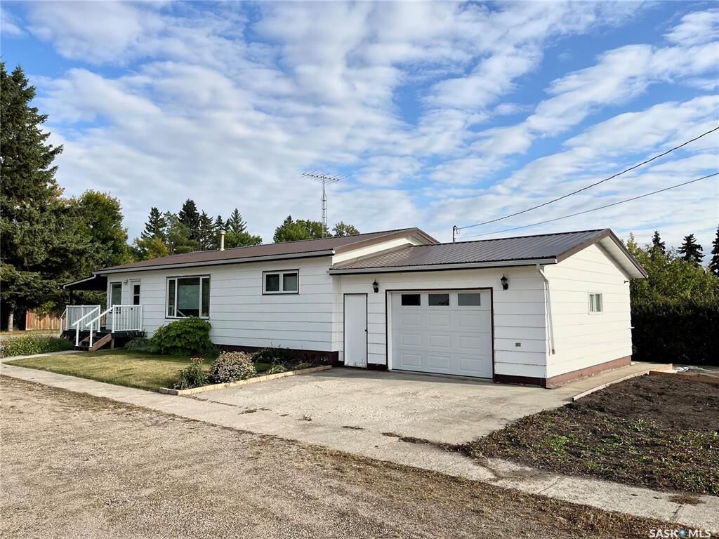 Property Photo: 302 May Street SK S0A 2T0