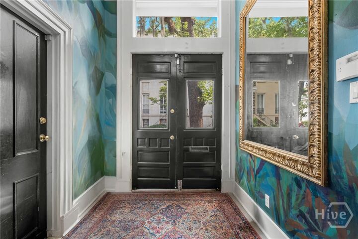 Property Photo:  417 Whitaker Street  GA 31401 