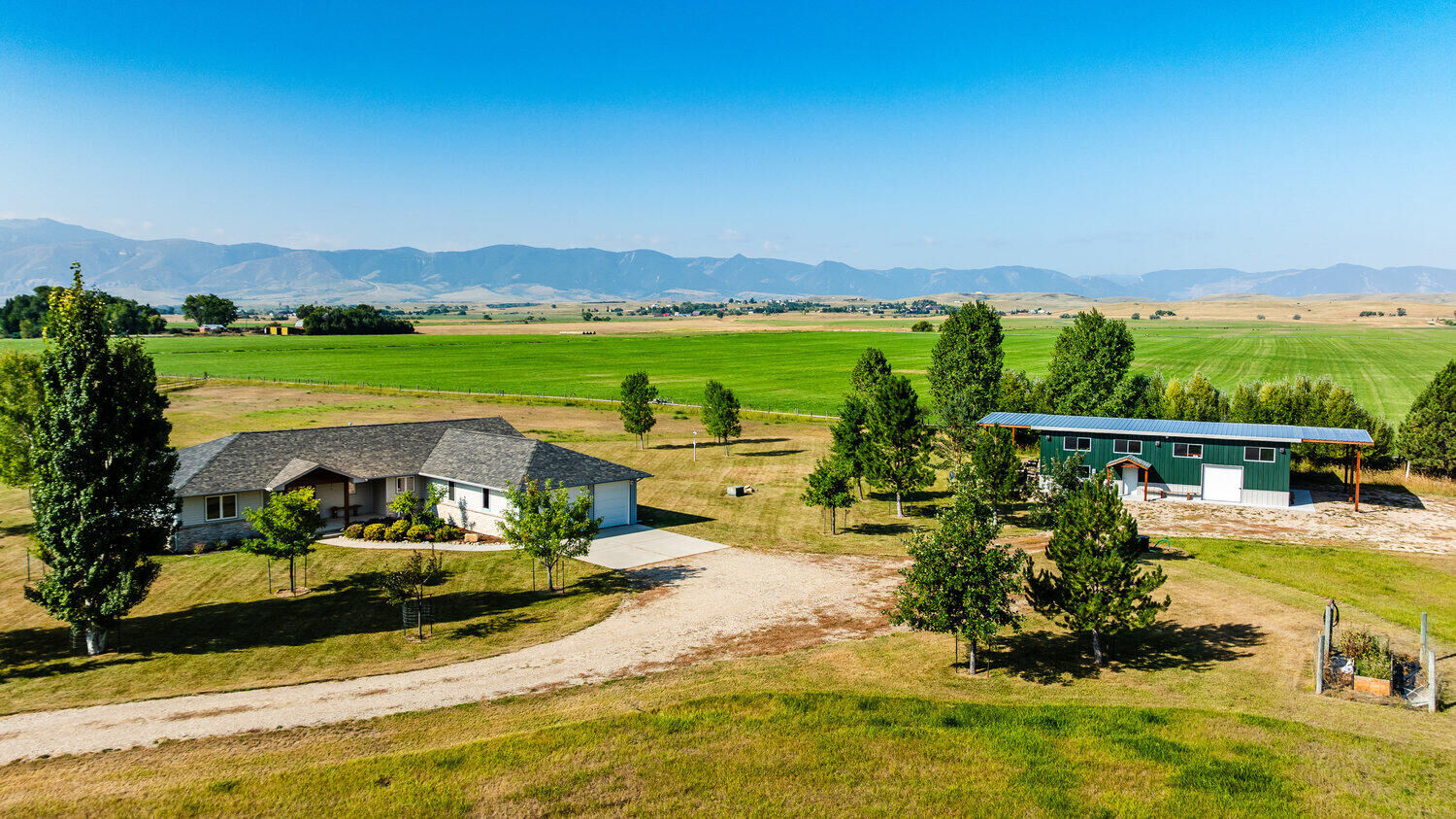 Property Photo: 20 Roberts Drive WY 82801