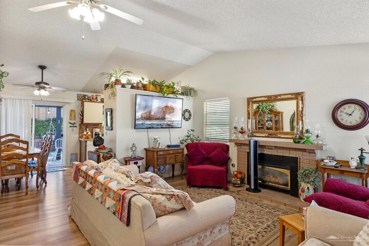 Property Photo: 204 Peach Tree Court CA 93561