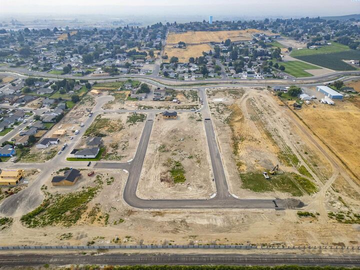 Property Photo:  Tbd Lot 20 Harvest Valley Estates Phase 2  WA 98944 