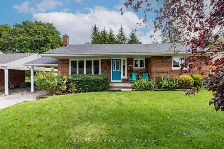 Photo de la propriété:  361 8th Avenue E  ON N4K 3A3 