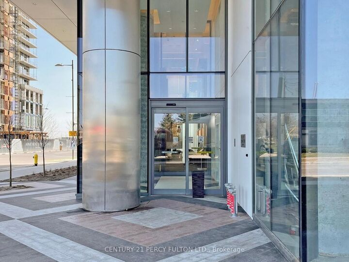 Property Photo: 950 Portage Parkway 2703 ON L4K 0J7