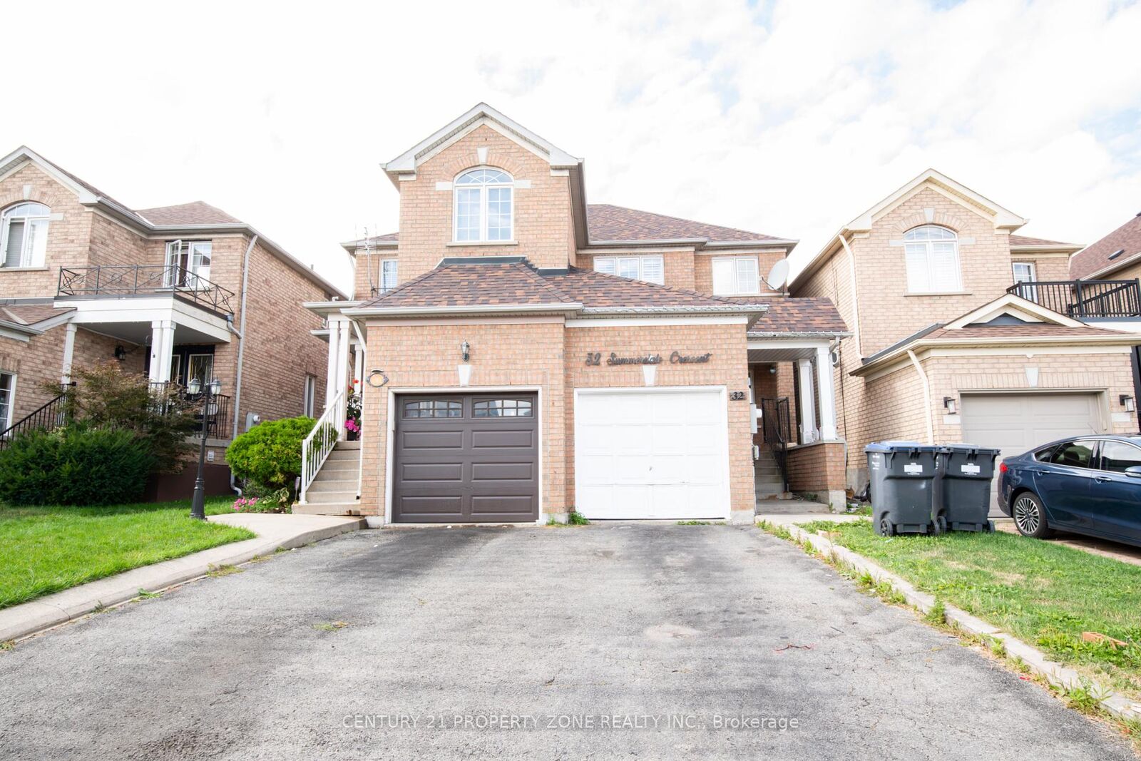 Photo de la propriété: 32 Summerdale Crescent ON L6X 4V8