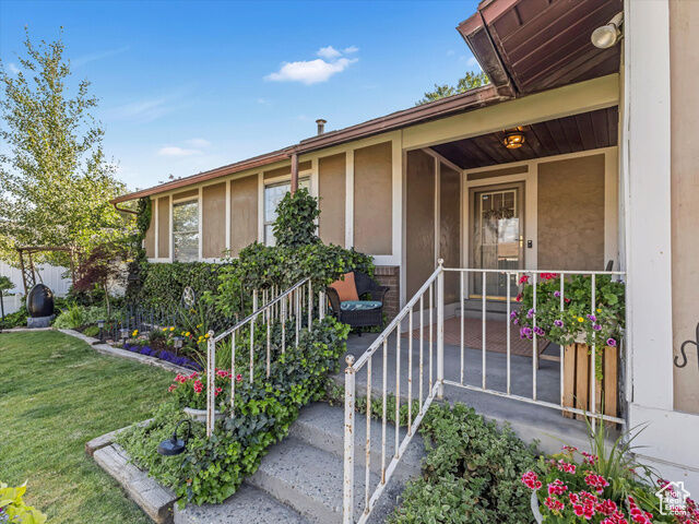 Property Photo: 6222 S Westbrook Dr UT 84129