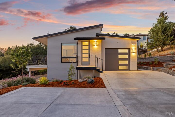 Property Photo:  5095 Knollwood Court  CA 95403