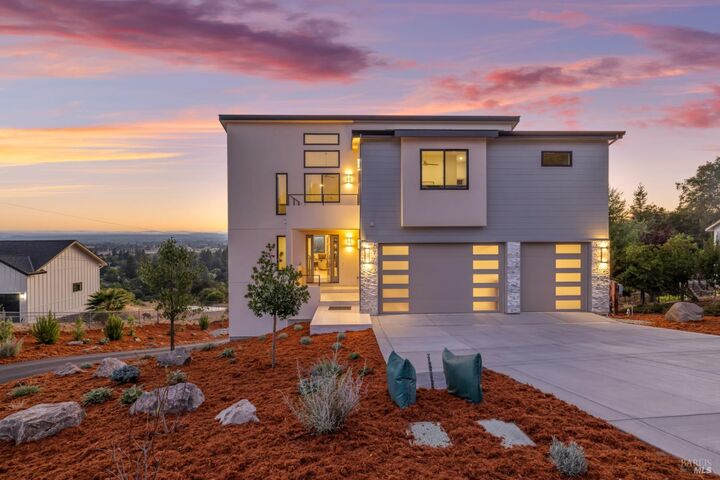 Property Photo:  5095 Knollwood Court  CA 95403 