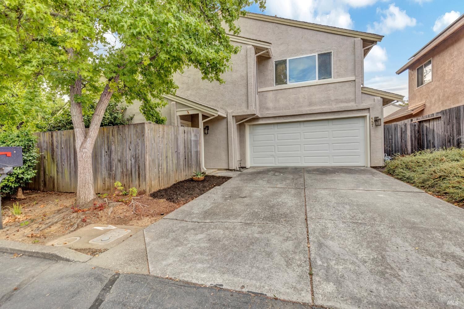 Property Photo:  557 Willow Court  CA 94510 