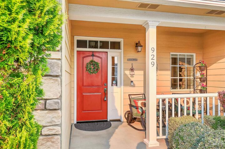 Property Photo:  929 Cypress Street  ID 83501 