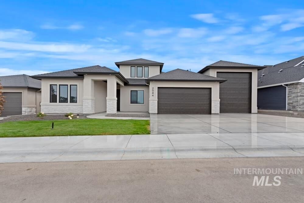 Property Photo: 2084 N Hurtsville Ave. ID 83634