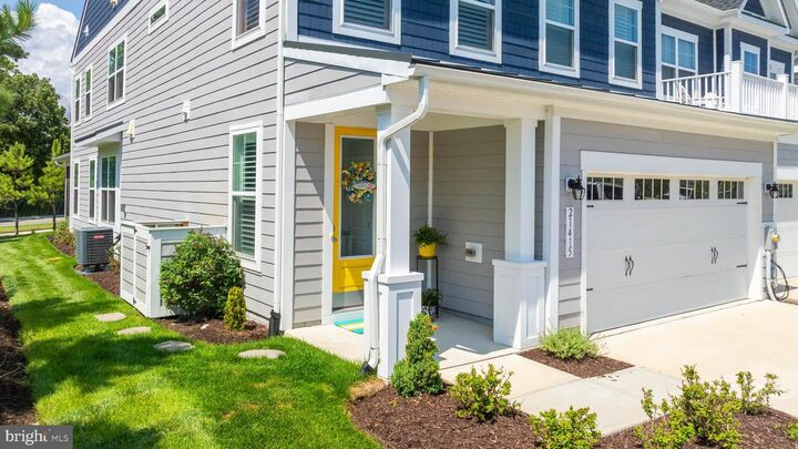 Property Photo: 21415 Sweetwater Square DE 19975