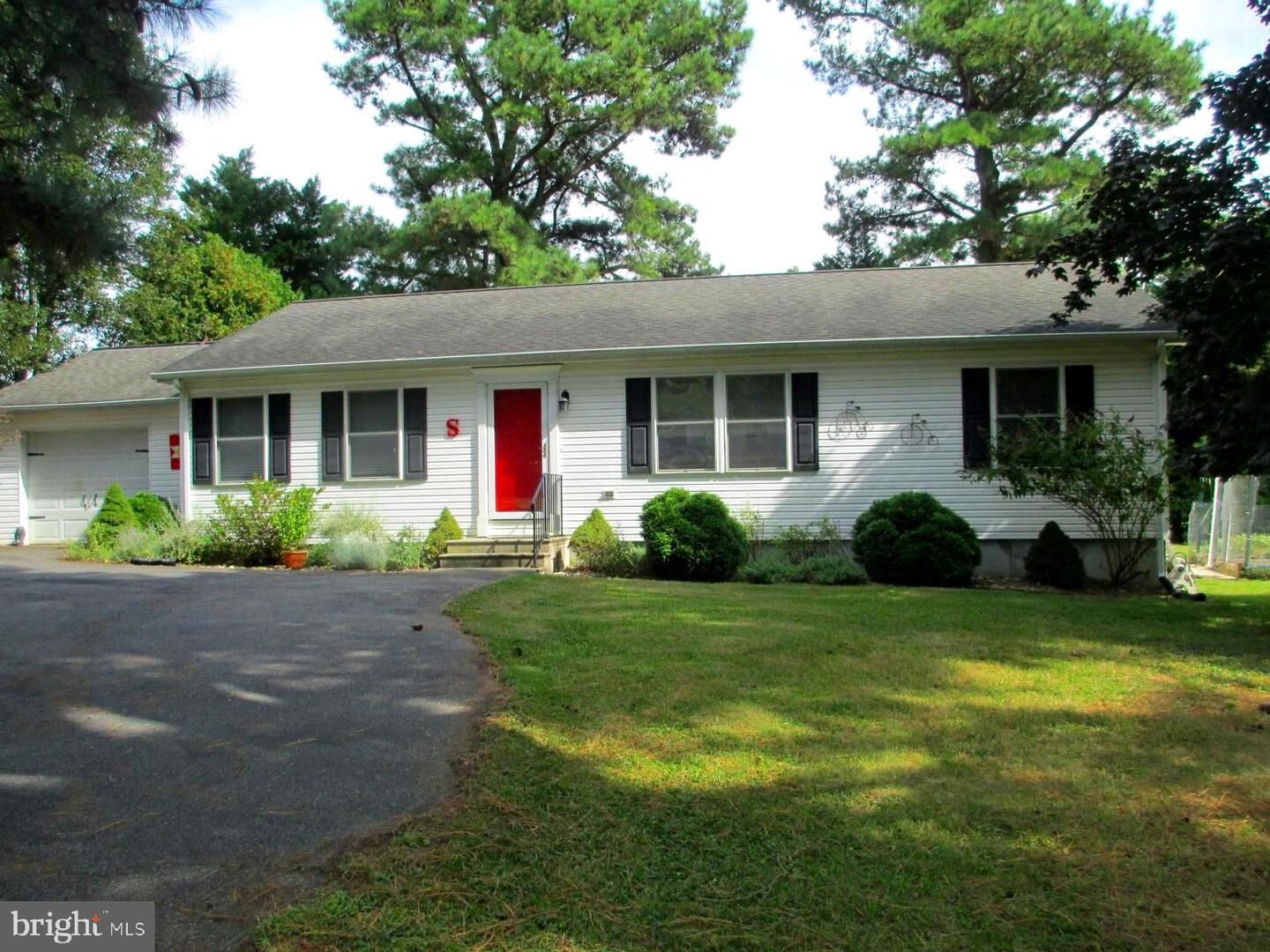 Property Photo: 13840 Duck Hollow Drive MD 21635