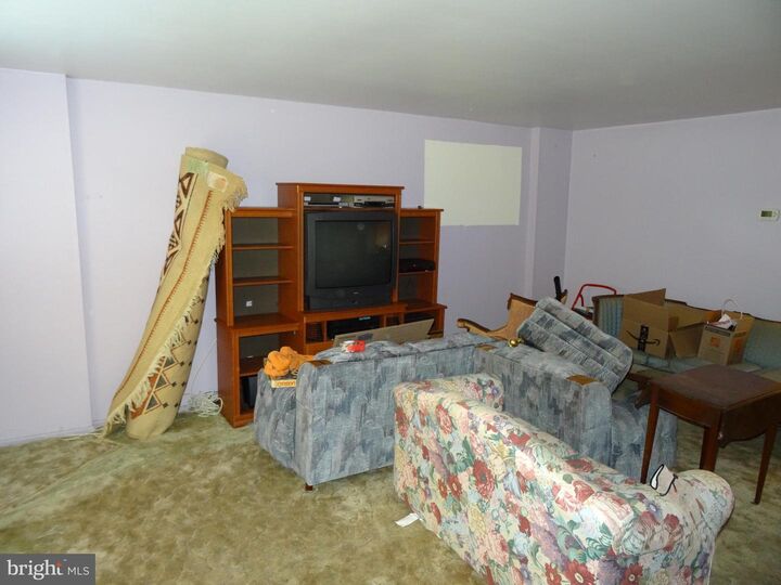 Property Photo:  1423 Rainer Road  PA 19015 