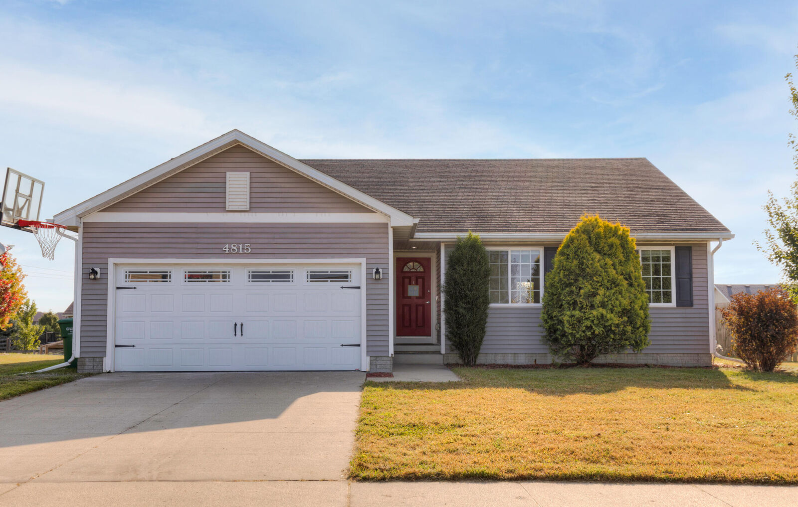 Property Photo:  4815 NE Trilein Drive  IA 50021 