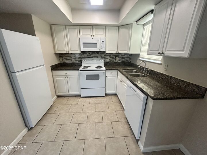 Property Photo: 3914 E 11th Street 301 FL 32404