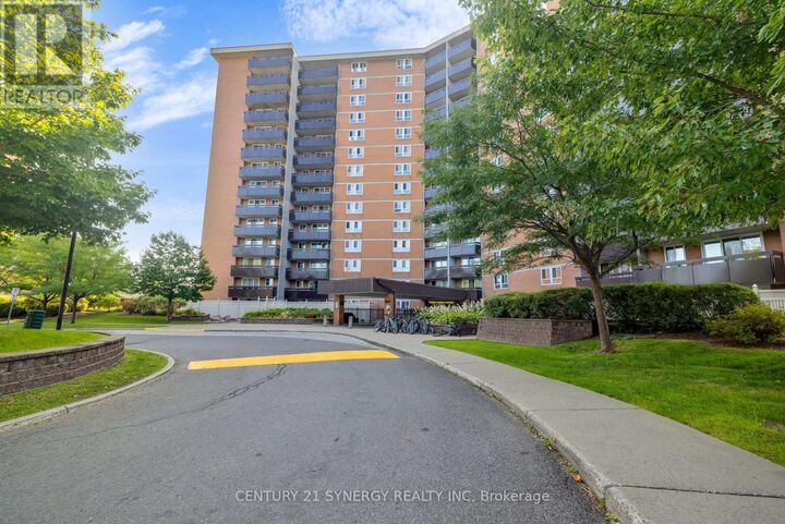 Property Photo:  2000 Jasmine Crescent 412  ON K1J 8K4 
