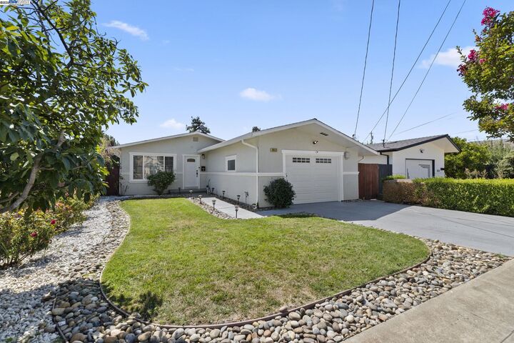 Property Photo: 36523 Cherry St CA 94560