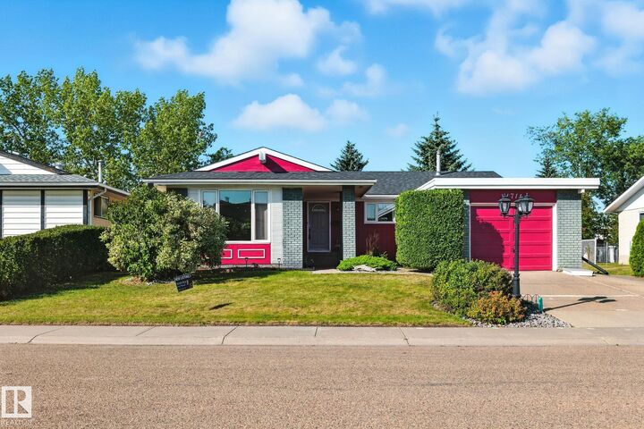 11716 148 Avenue NW  Edmonton AB T5X 1B6 photo