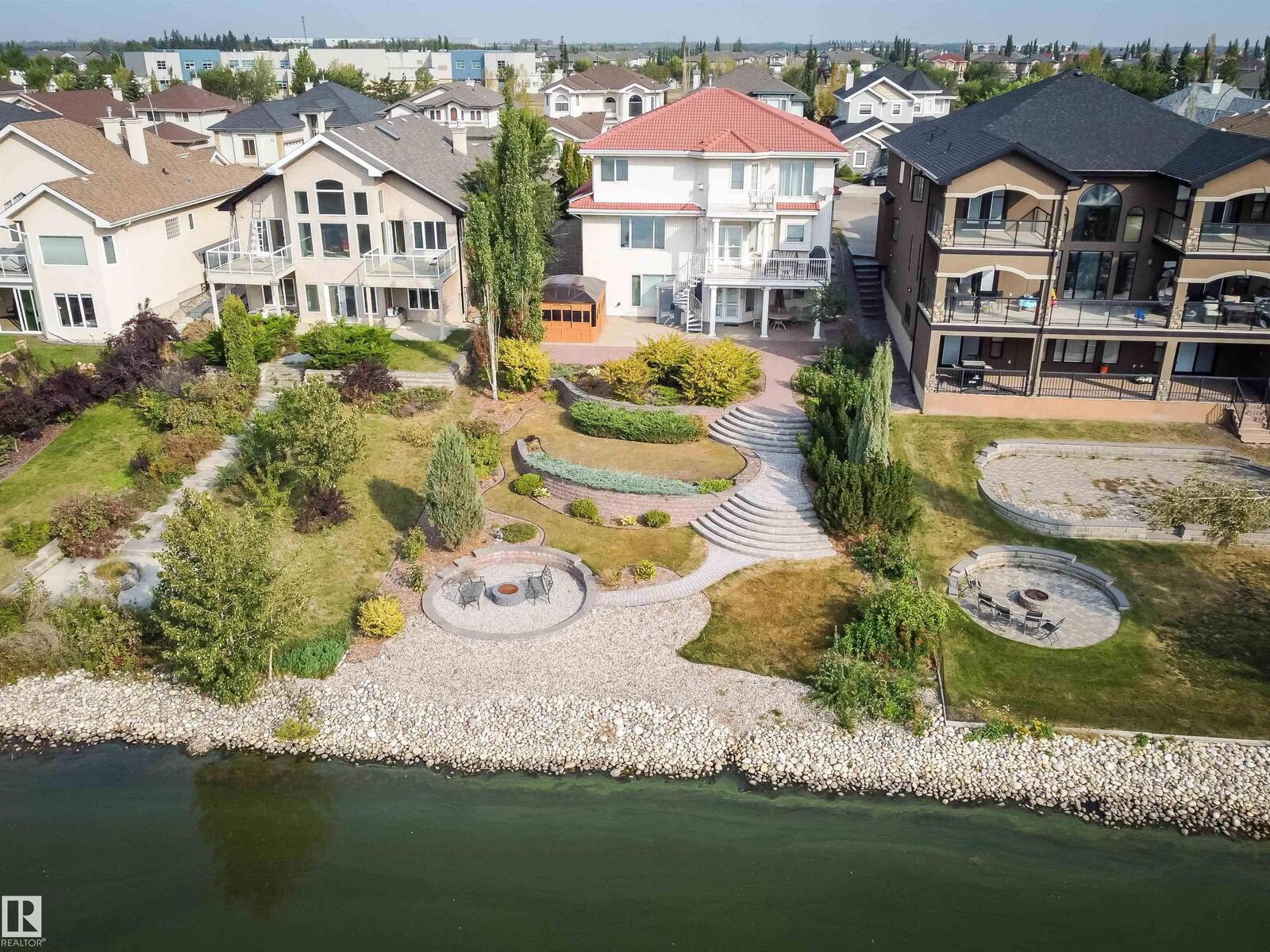 Property Photo:  13527 158 Avenue NW  AB T6V 1S3 