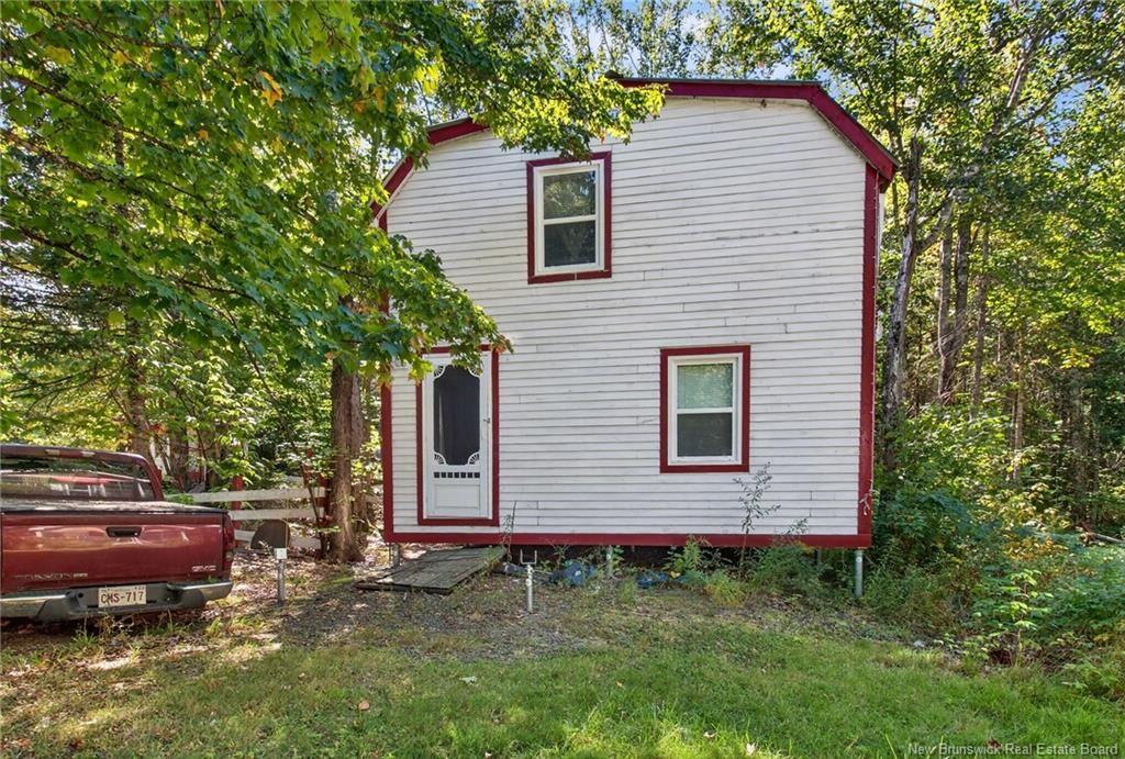 Property Photo: 255 Niagara Road NB E1J 1J2