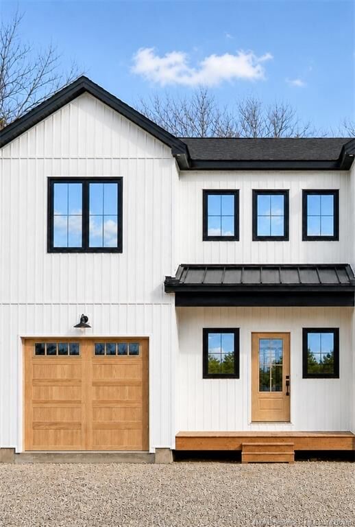 57 Kaitlyn Street — photo 1