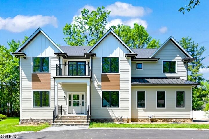 17 Arlington Dr  Livingston Twp. NJ 07039 photo