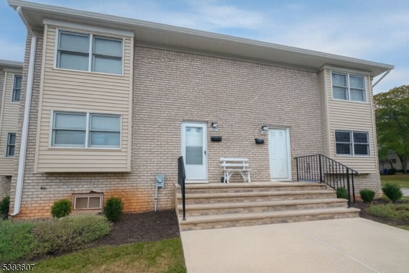 Property Photo:  973 Robin Rd 973  NJ 08844 