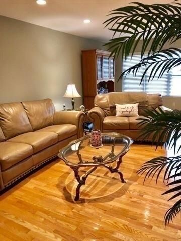Property Photo:  29 Riverview Ct  NJ 07094 