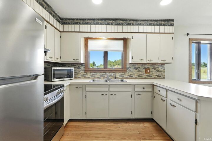 Property Photo:  0075 E 100 S  IN 46761 