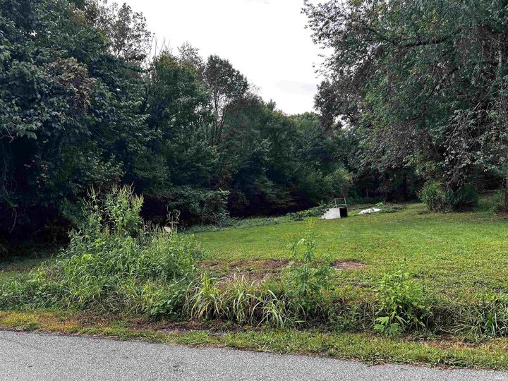 Property Photo:  504 E Lafayette Street  IN 47567 