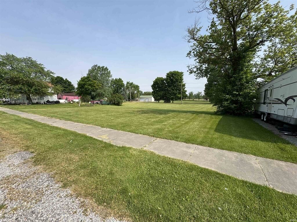 Property Photo:  607 Washington Street  IN 46785