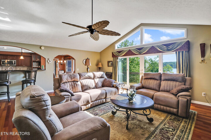 Property Photo: 16 Victoria Way TN 38558