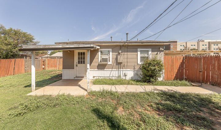 1101 65th Street  Lubbock TX 79412 photo