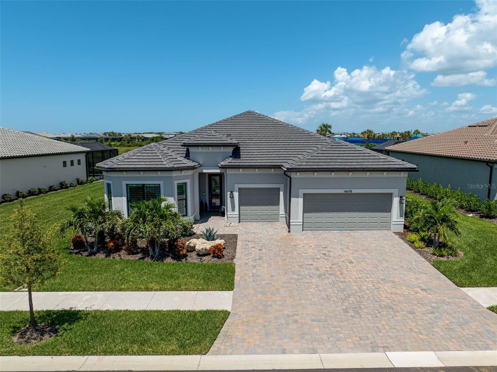 Property Photo:  14698 Hidden Sawgrass Path  FL 34275 
