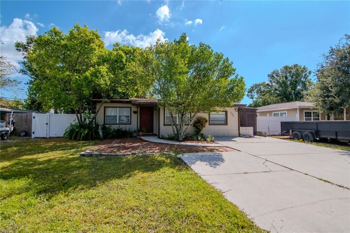 Property Photo:  107 Emerald Lane  FL 33771