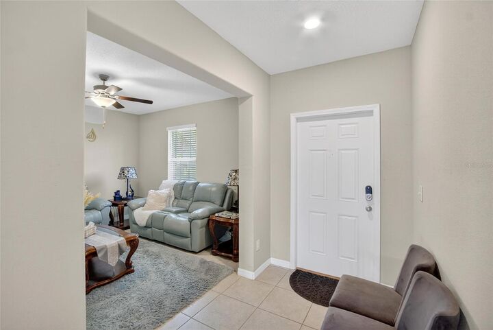 Property Photo: 31783 Sun Kettle Loop FL 33545