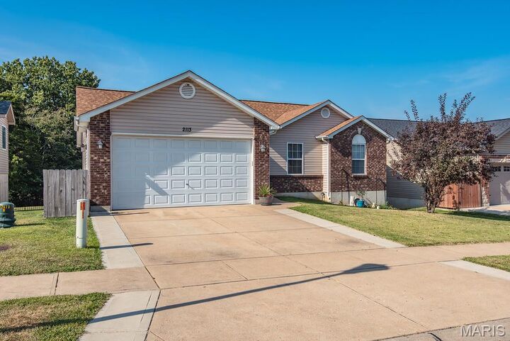 Property Photo: 2113 Providence Park Lane MO 63048