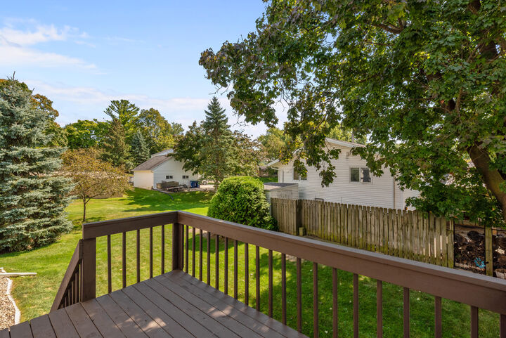 Property Photo:  207 Park St  WI 53091 